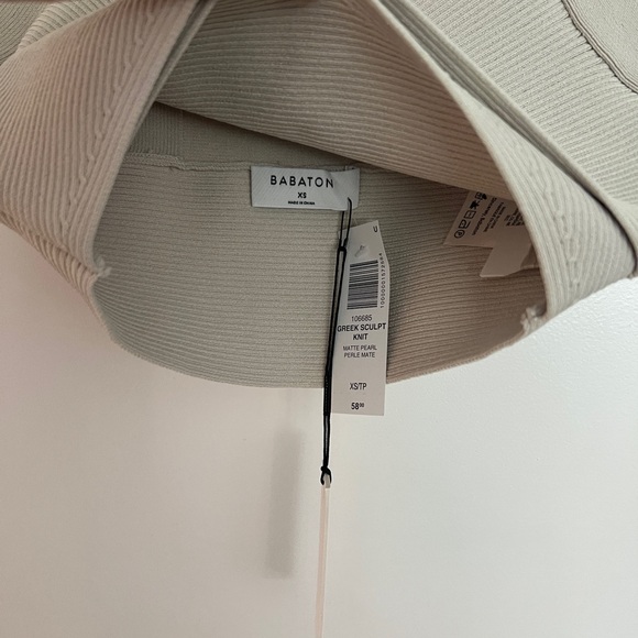 Aritzia bra too - Picture 2 of 3